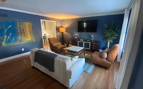 Here It Is! Cool Cape Cod-3 Br-2.5 Bath-12 Guests
